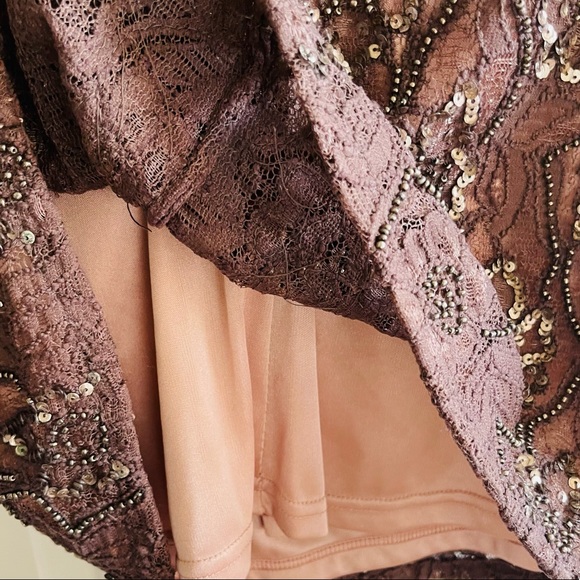 Aidan Mattox Long-Sleeve Sequin Cocktail Dress 6 - Picture 10 of 12